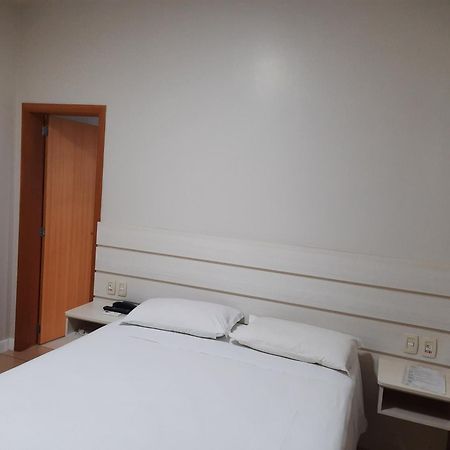 Thile Park Hotel Jataí Εξωτερικό φωτογραφία